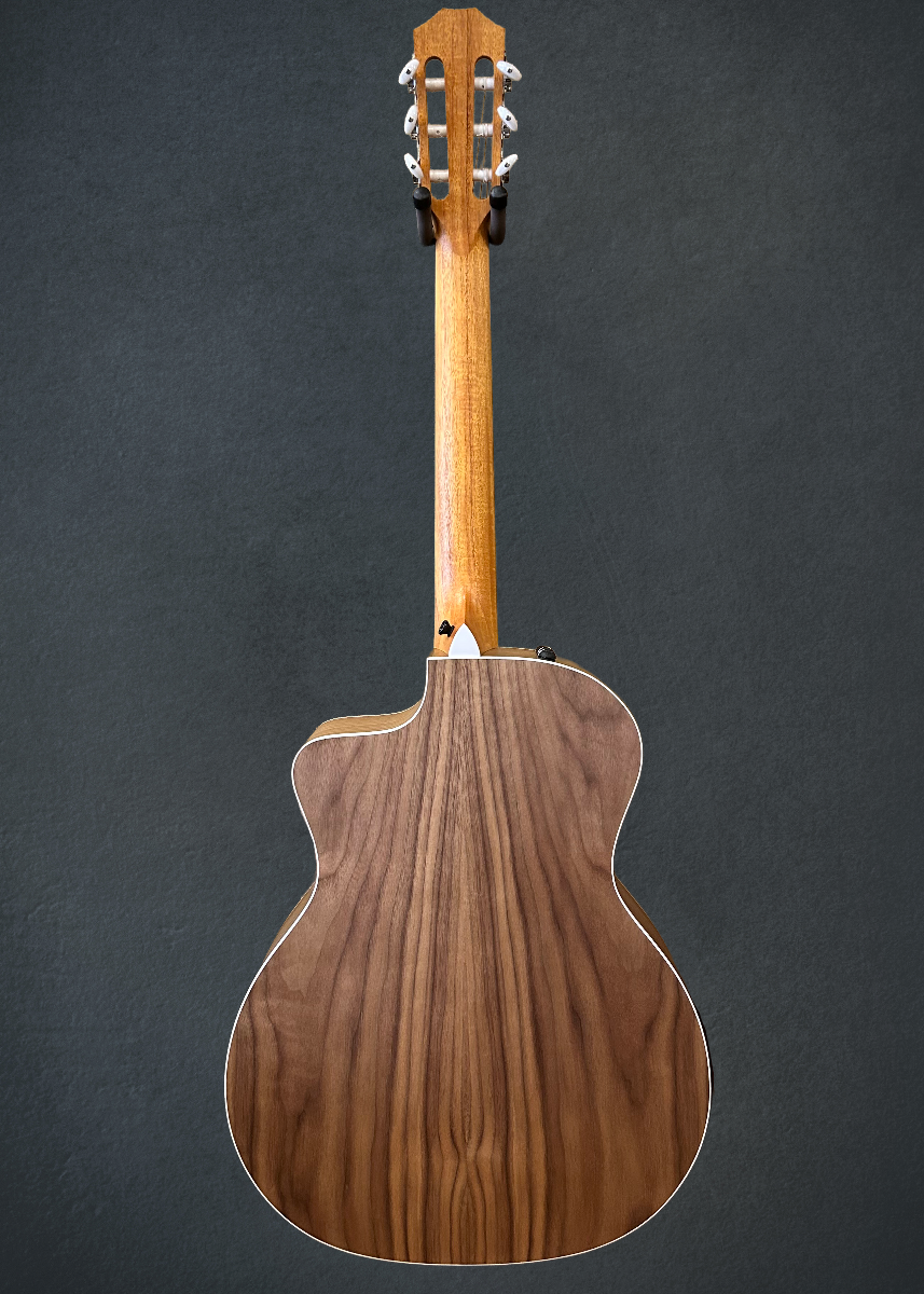 USED 214CE-N Walnut &