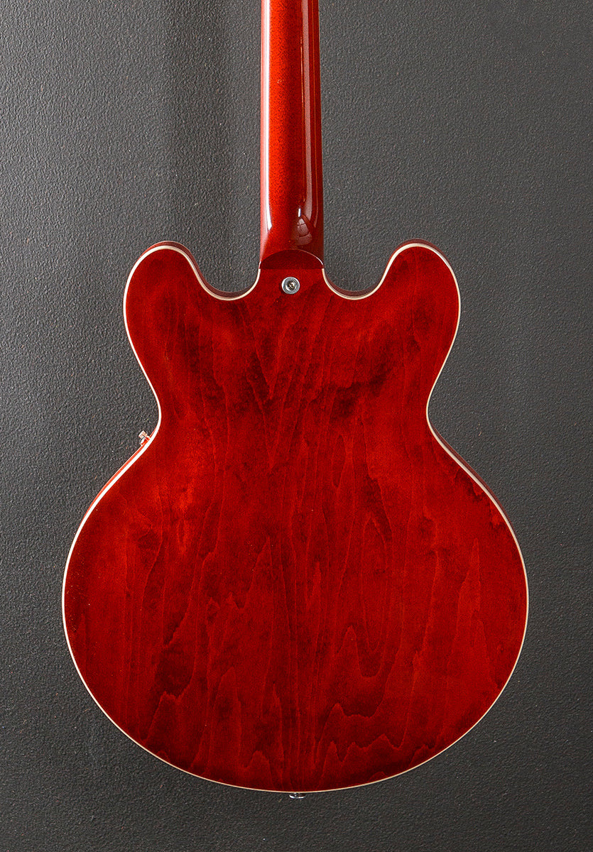 ES-335 - Sixties Cherry – Dave's Guitar Shop