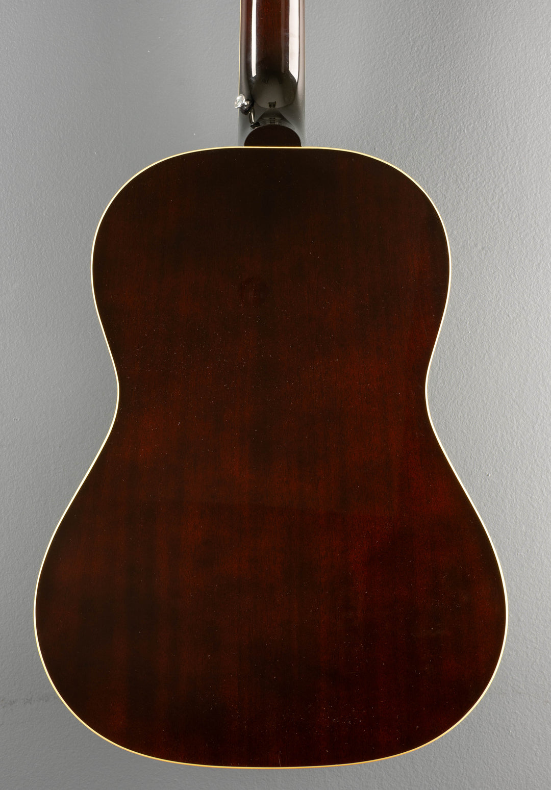 Nathaniel Rateliff LG-2 Western, &