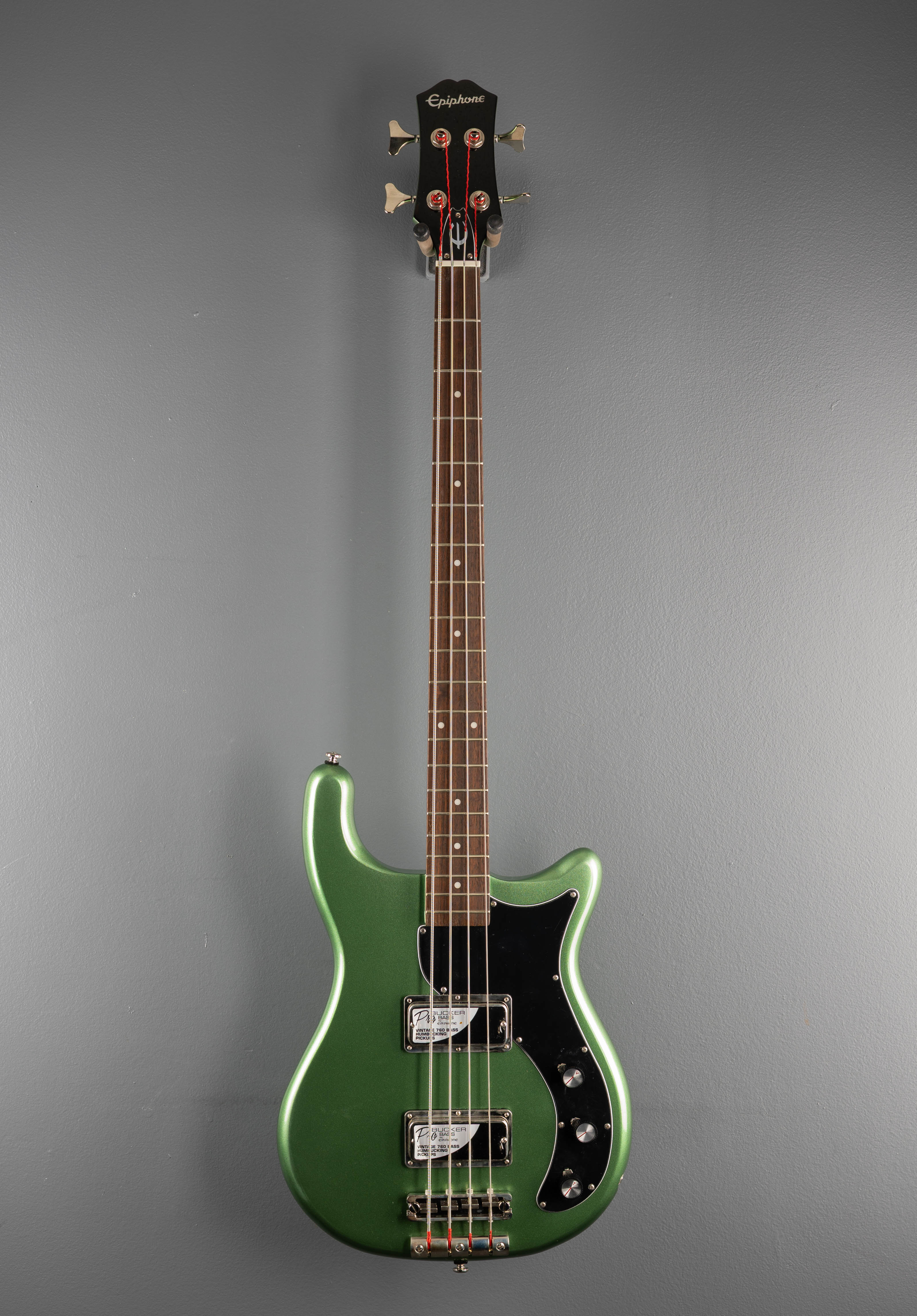 Embassy Bass - Wanderlust Green Metallic – Dave's Guitar Shop