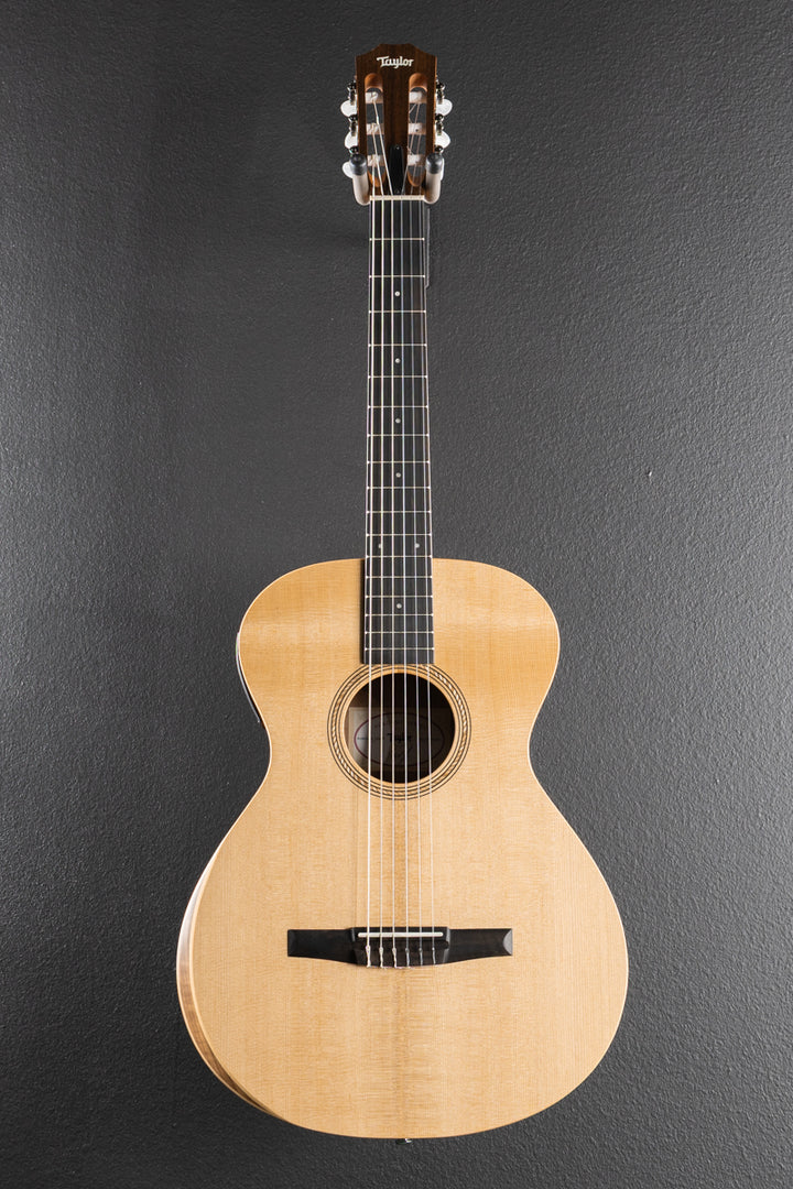 USED Academy 12E-N &
