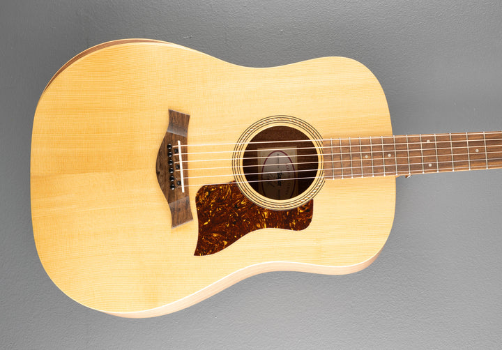Used Academy 10E &