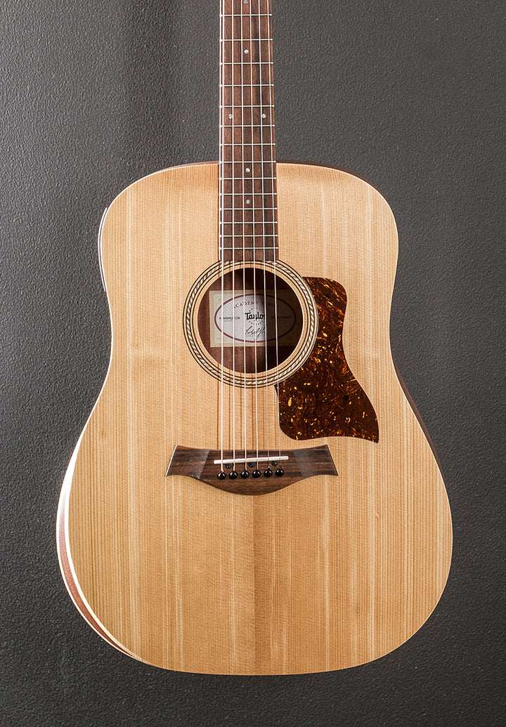 Academy 10E - Sitka Spruce w/Walnut