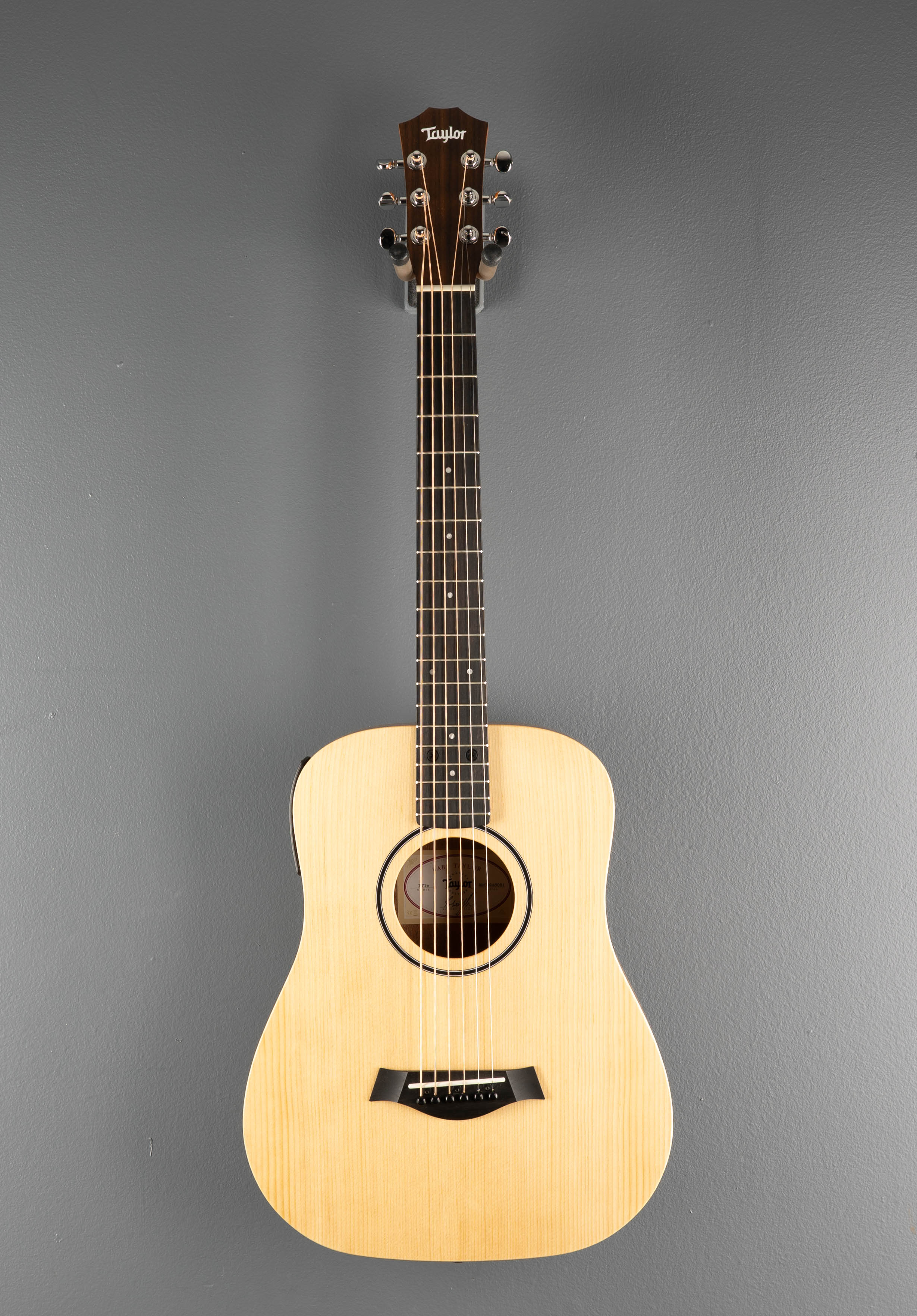 USED Baby Taylor (BT1E) '26 – Dave's Guitar Shop