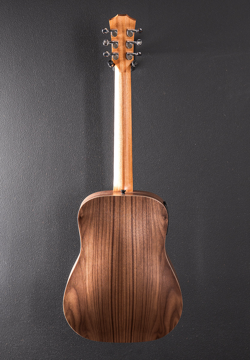 Used Baby Taylor (BT1e) &