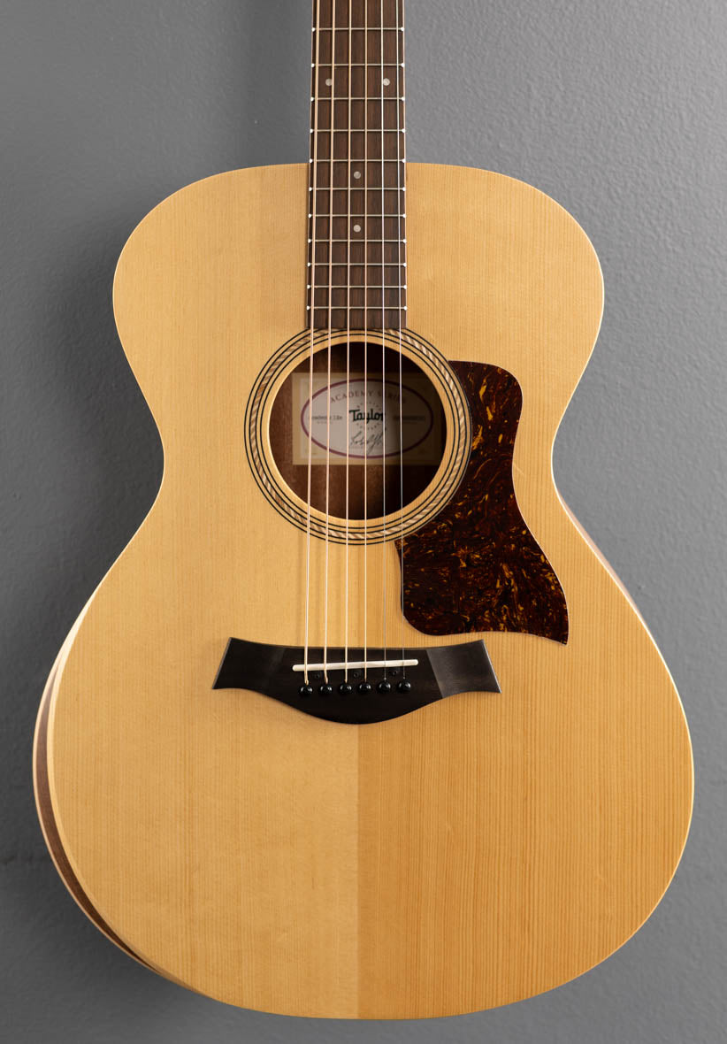 Taylor - Used – Dave's Guitar Shop