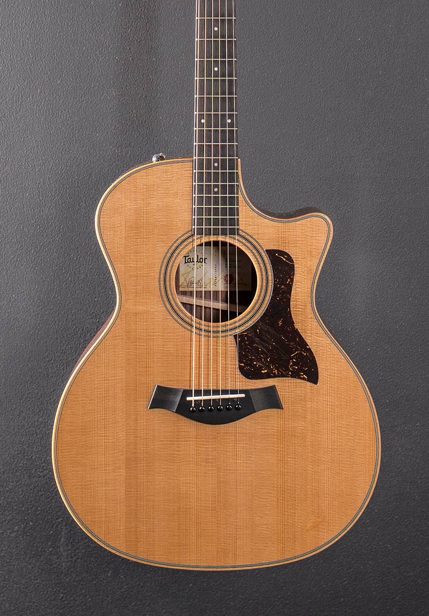 414CE Studio &