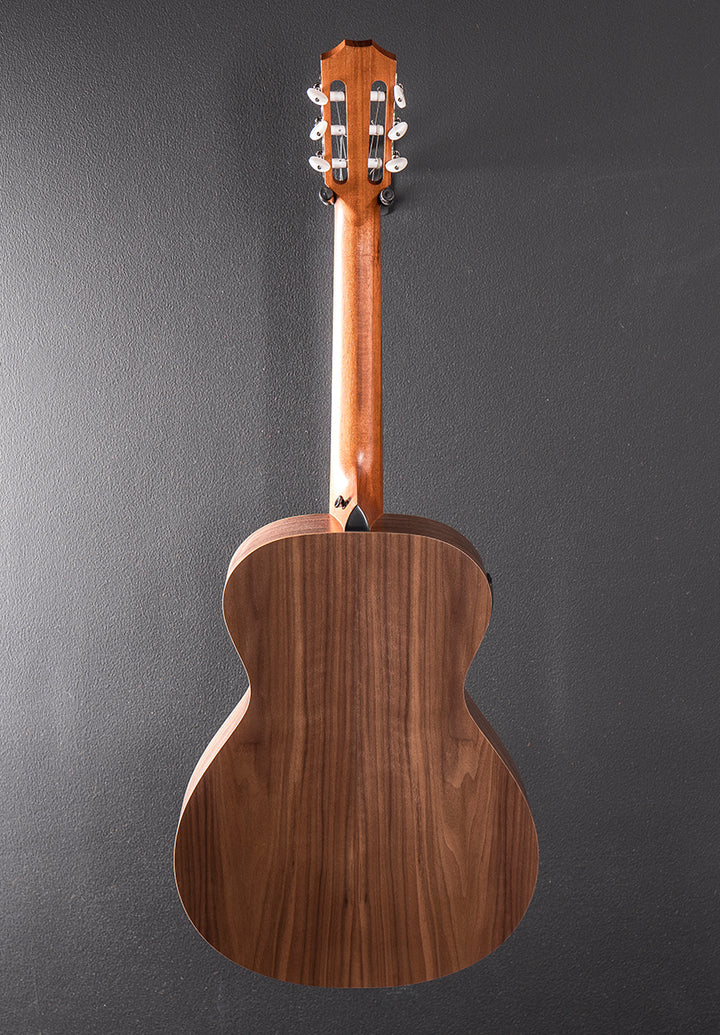 Academy 12E-N