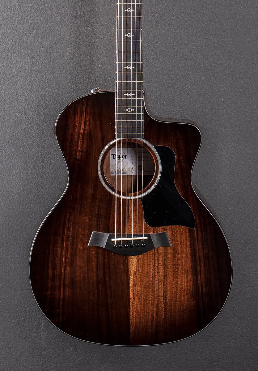 Used 224CE-K DLX &