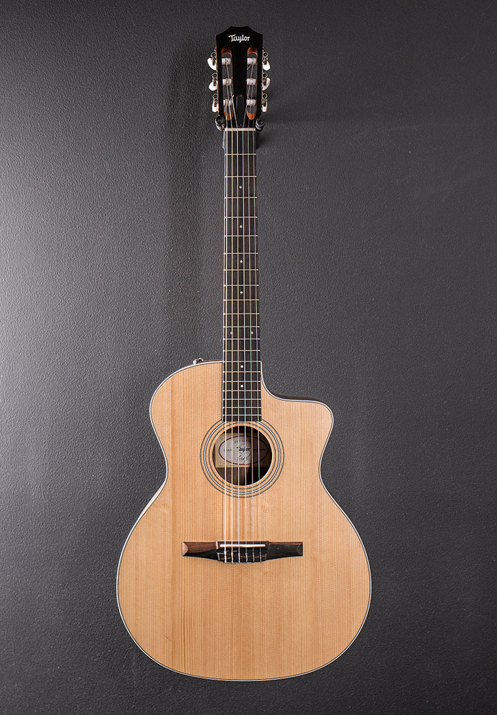 USED 214CE-N Walnut &
