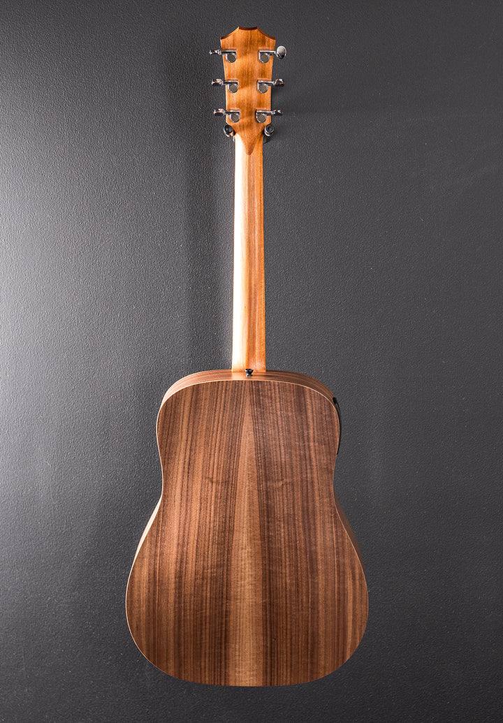 Used Big Baby Taylor (BBTe) &