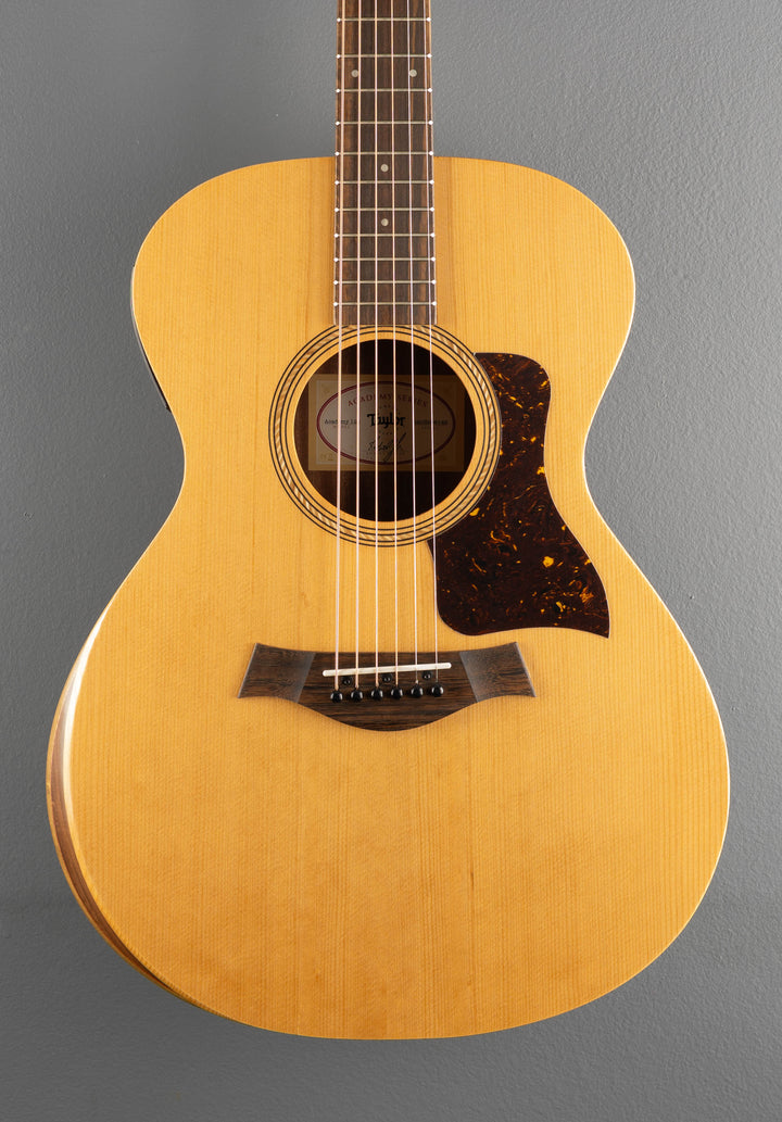 USED Academy 12E &