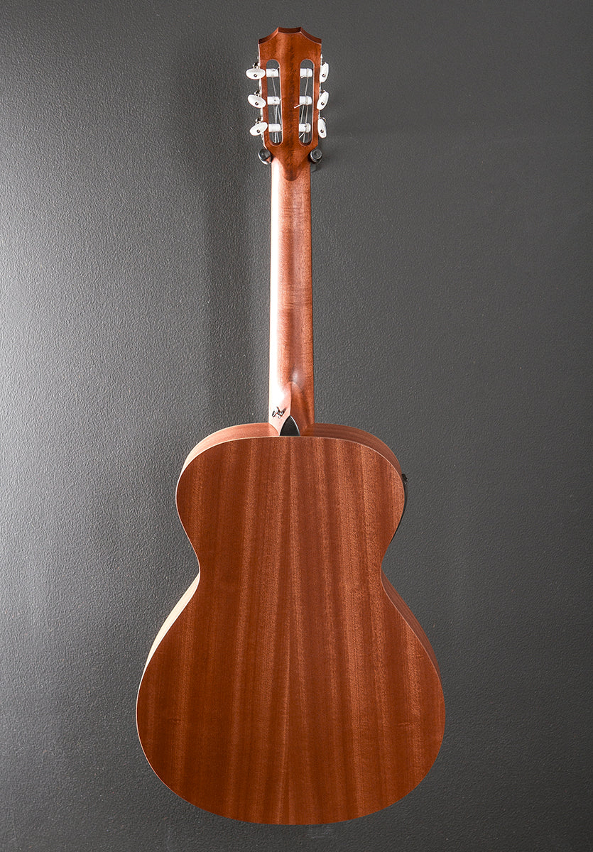 Academy 12E-N