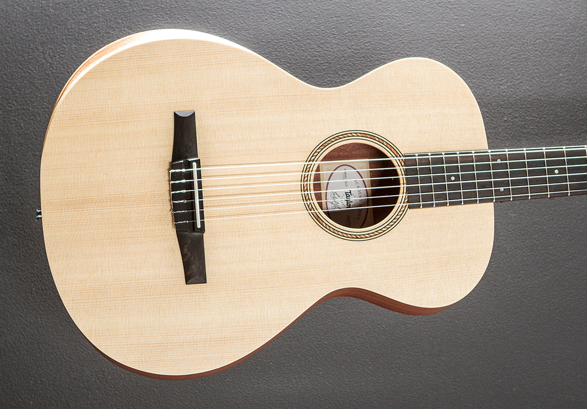 Academy 12E-N
