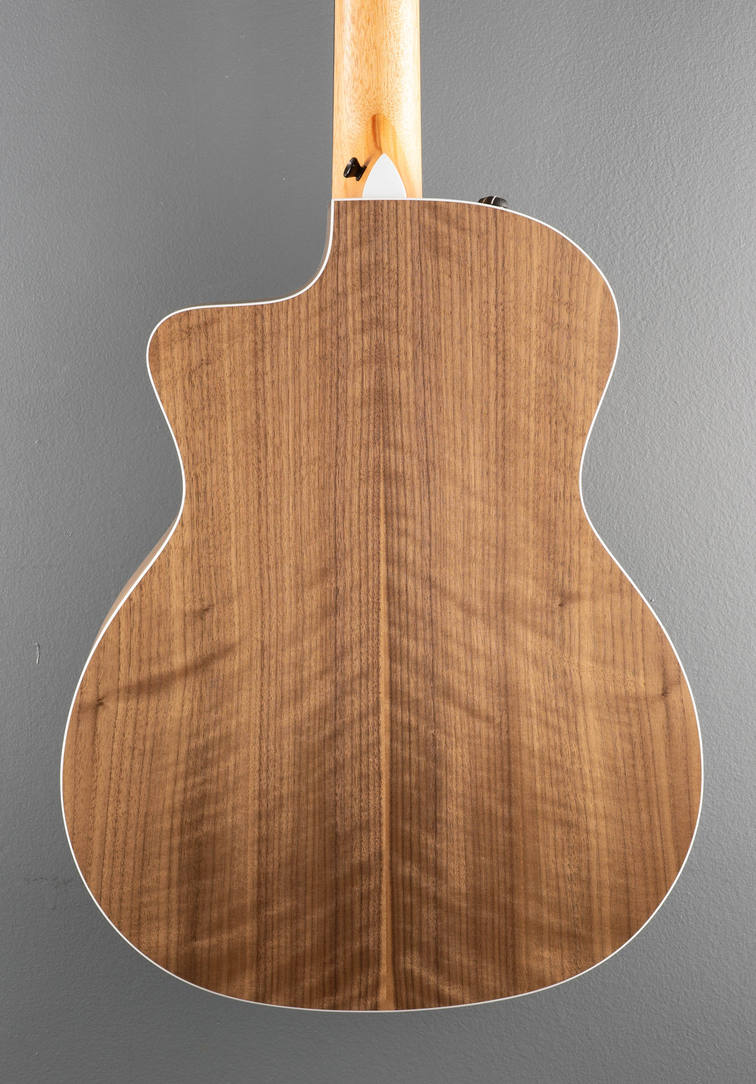 USED 214CE-N Walnut &