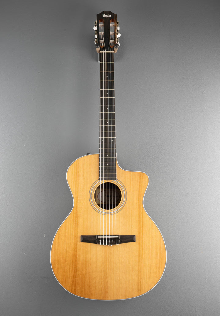 USED 214CE-N Walnut &