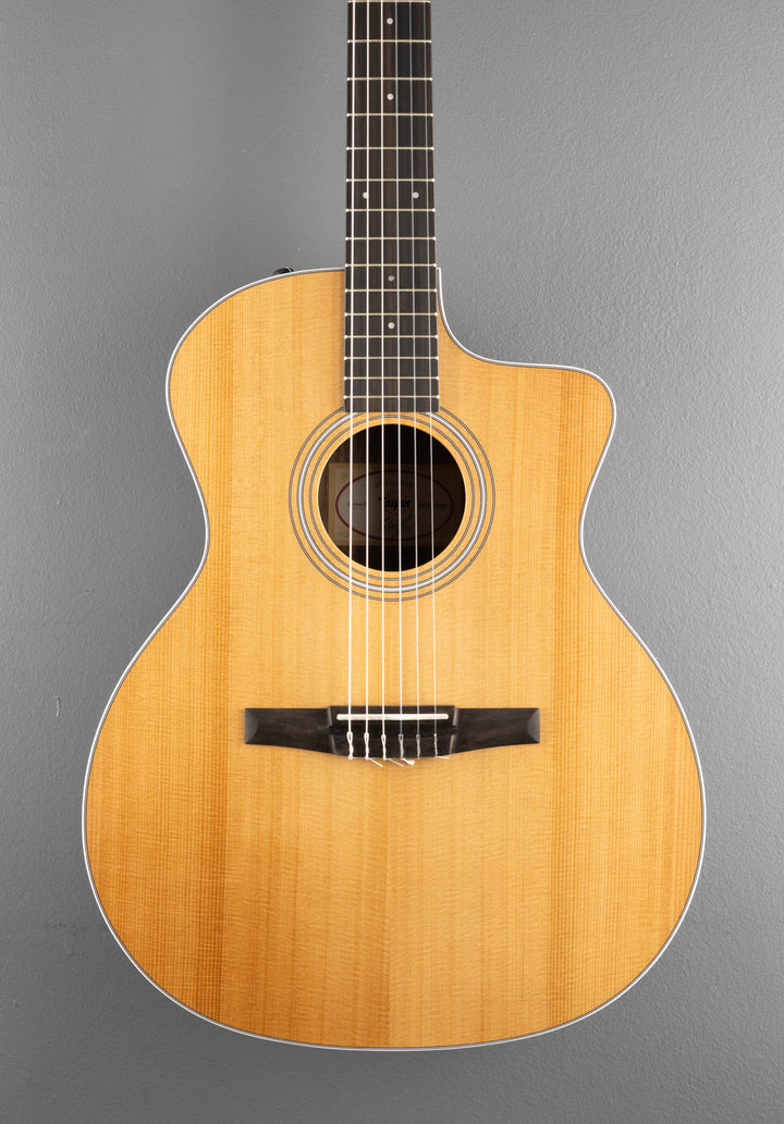 USED 214CE-N Walnut &