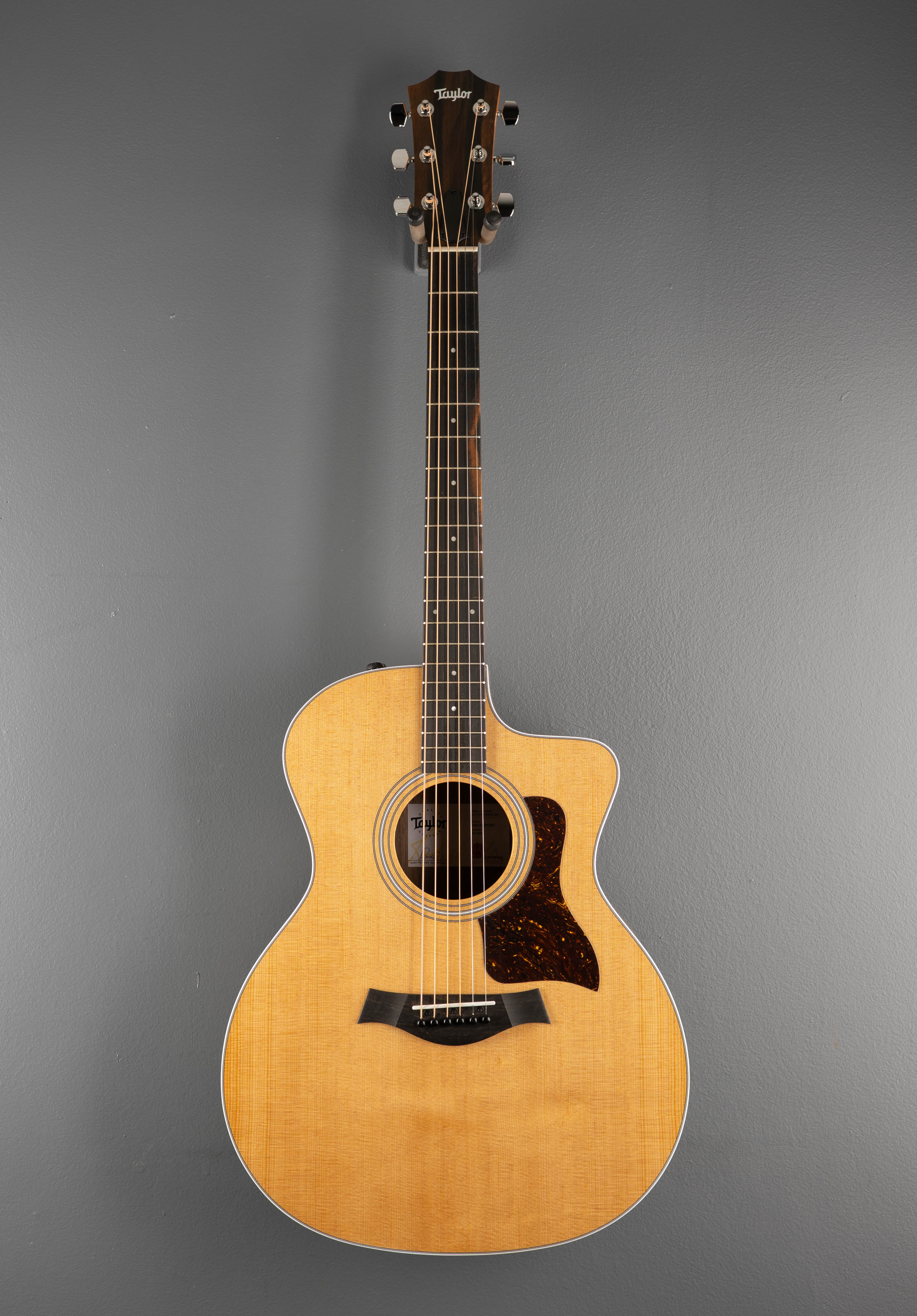 USED 214CE Walnut '26 – Dave's Guitar Shop