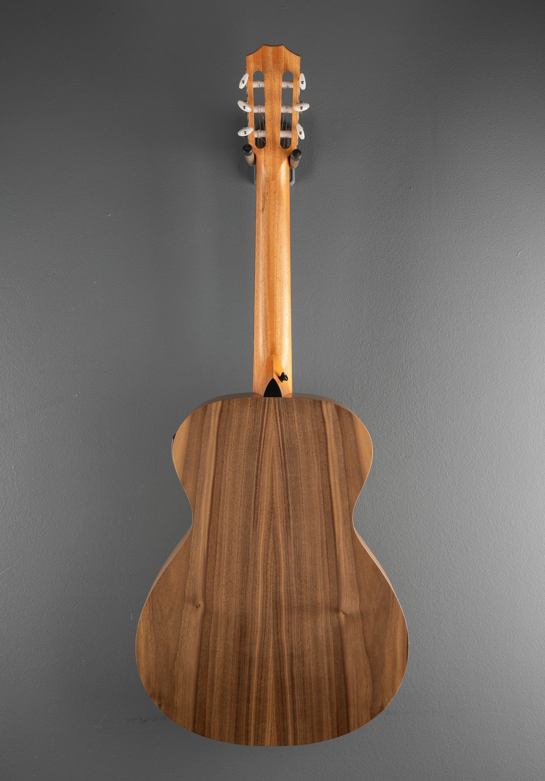 Used Academy 12E-N Left Hand, &