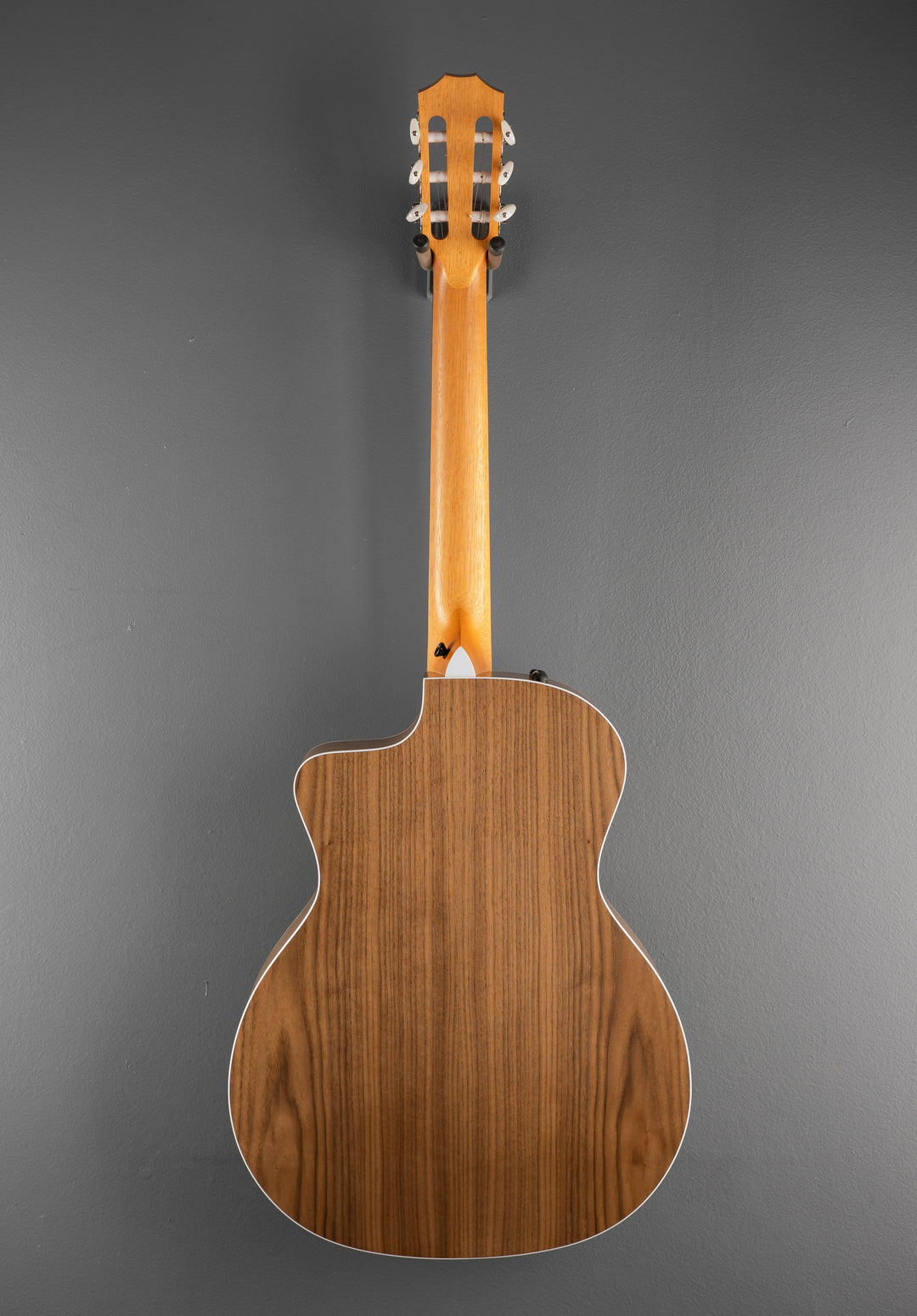 USED 214CE-N Walnut &