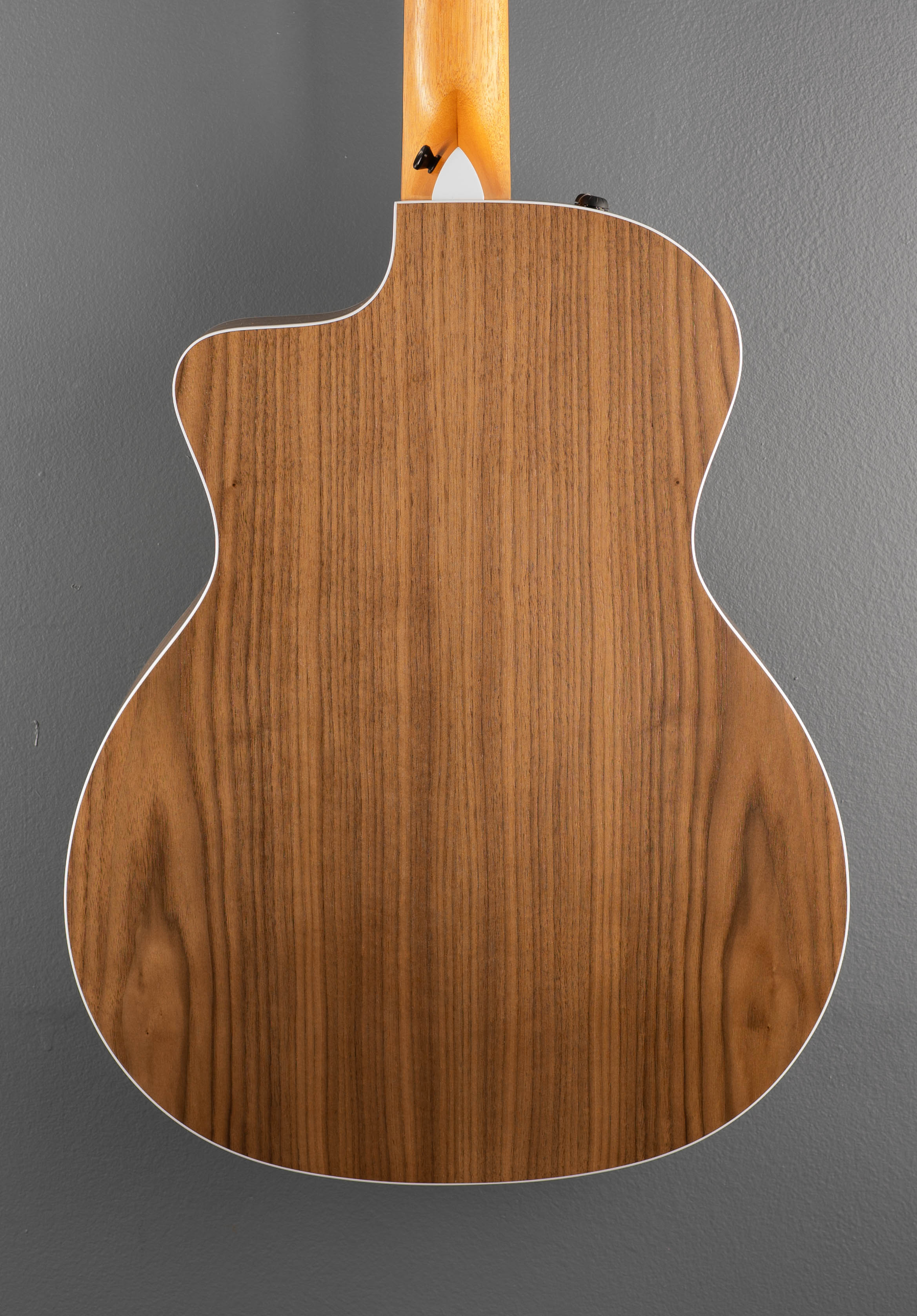 USED 214CE-N Walnut '26 – Dave's Guitar Shop