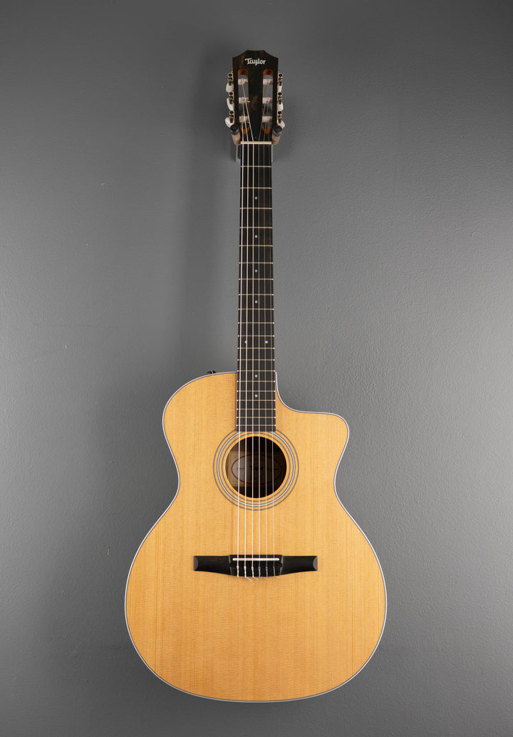 USED 214CE-N Walnut &