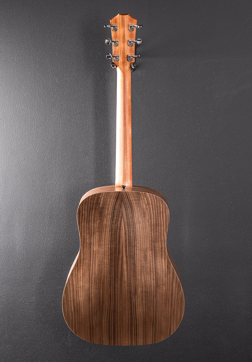 Used Big Baby Taylor (BBT) &