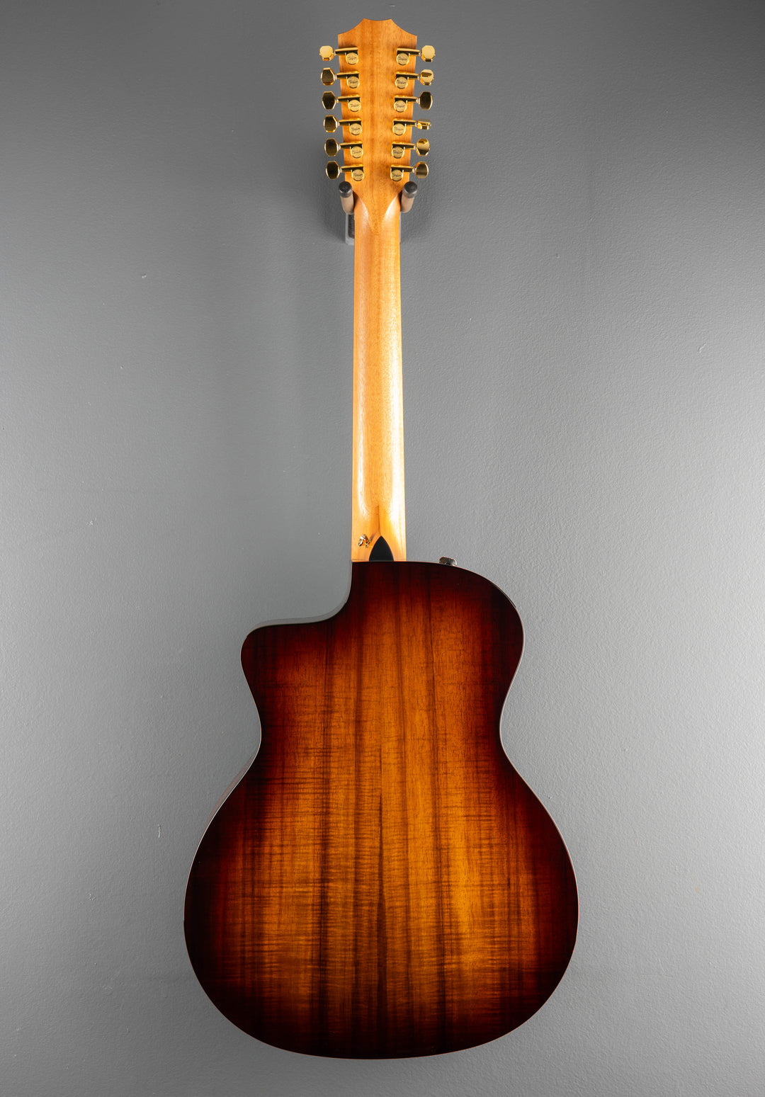 Used 264CE-K DLX 12 String &