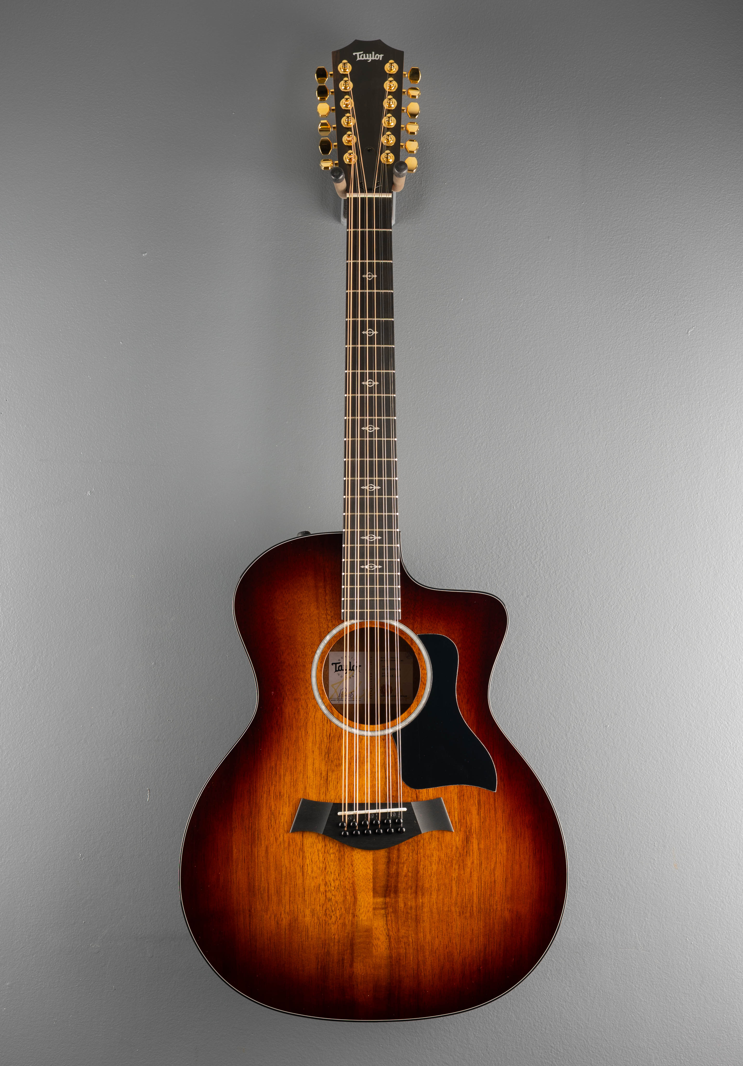 Used 264CE-K DLX 12 String '26 – Dave's Guitar Shop