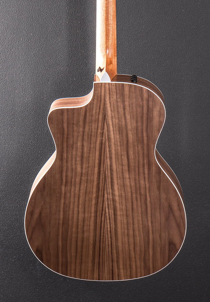Used 214CE Walnut &