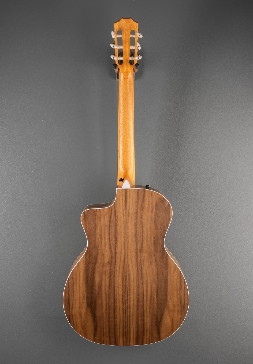 USED 214CE-N Walnut &