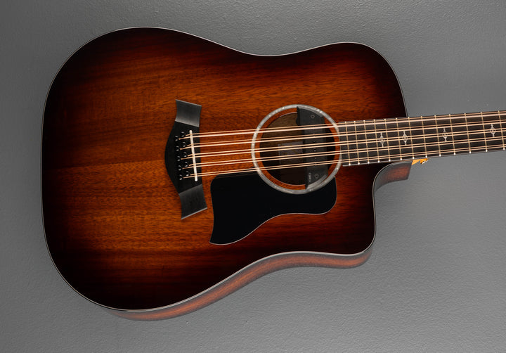 Used 260ce-K DLX Bajo Quinto, &