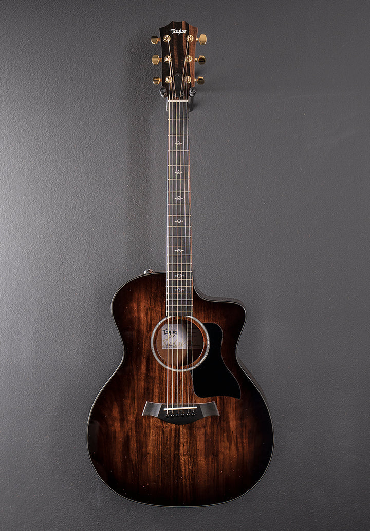 Used 224CE-K DLX &