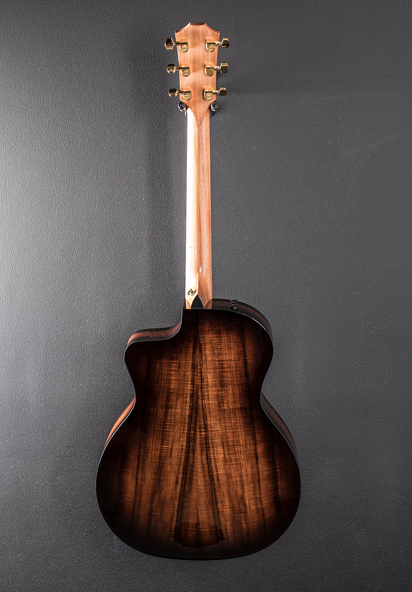 Used 224CE-K DLX &