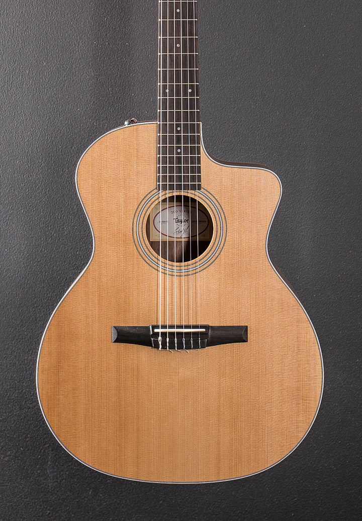 Used 214CE-N Walnut &