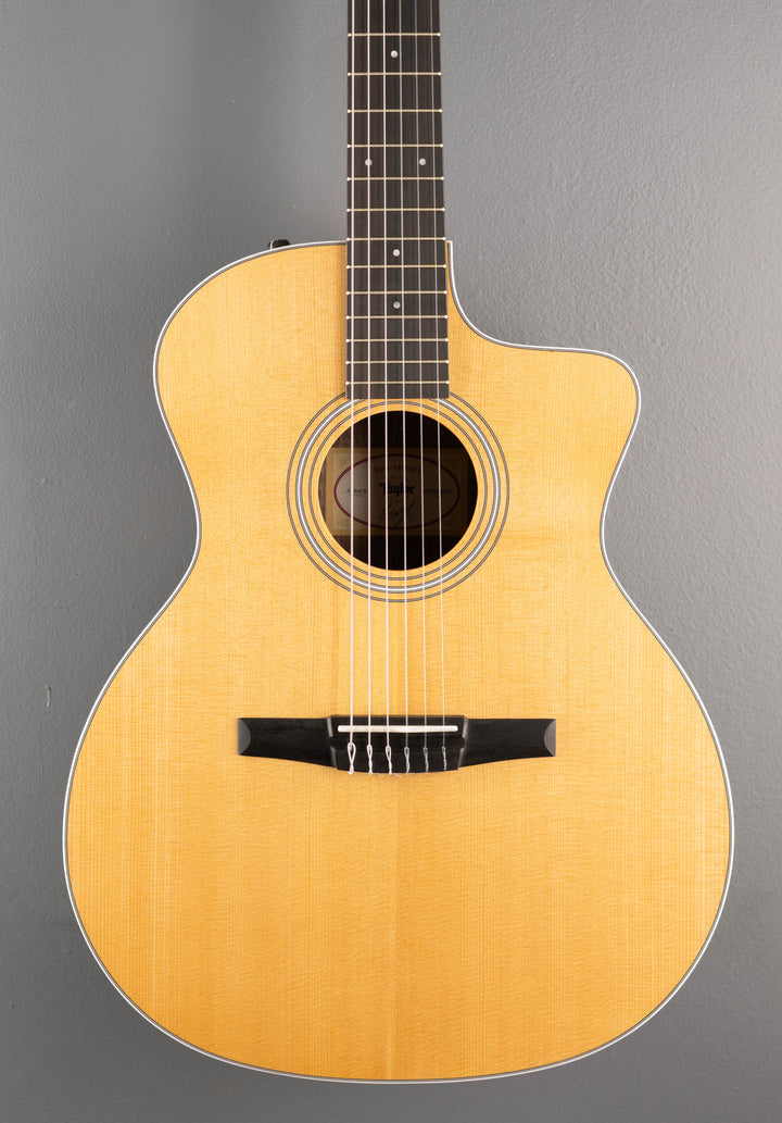 USED 214CE-N Walnut &