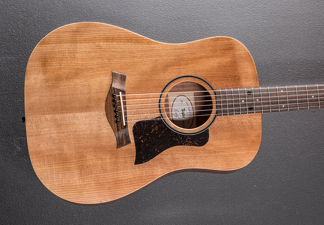 Used Big Baby Taylor (BBT) &