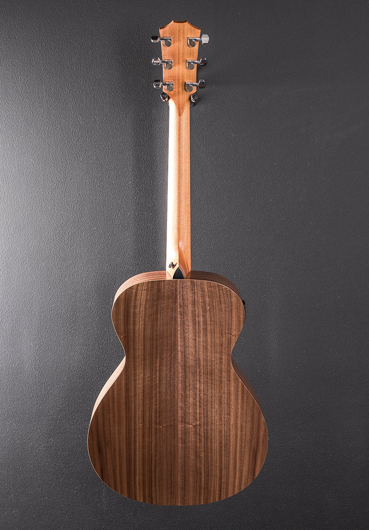 Used Academy 22E &