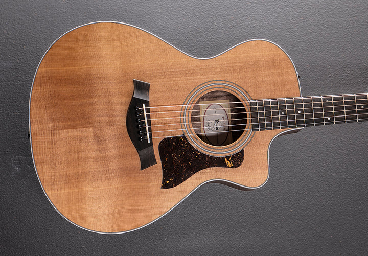 Used 212CE Walnut &