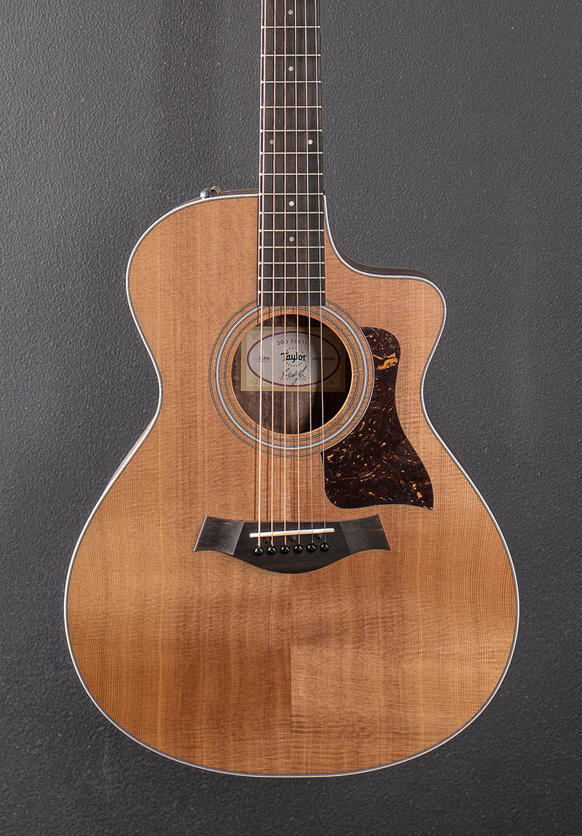 Used 212CE Walnut &