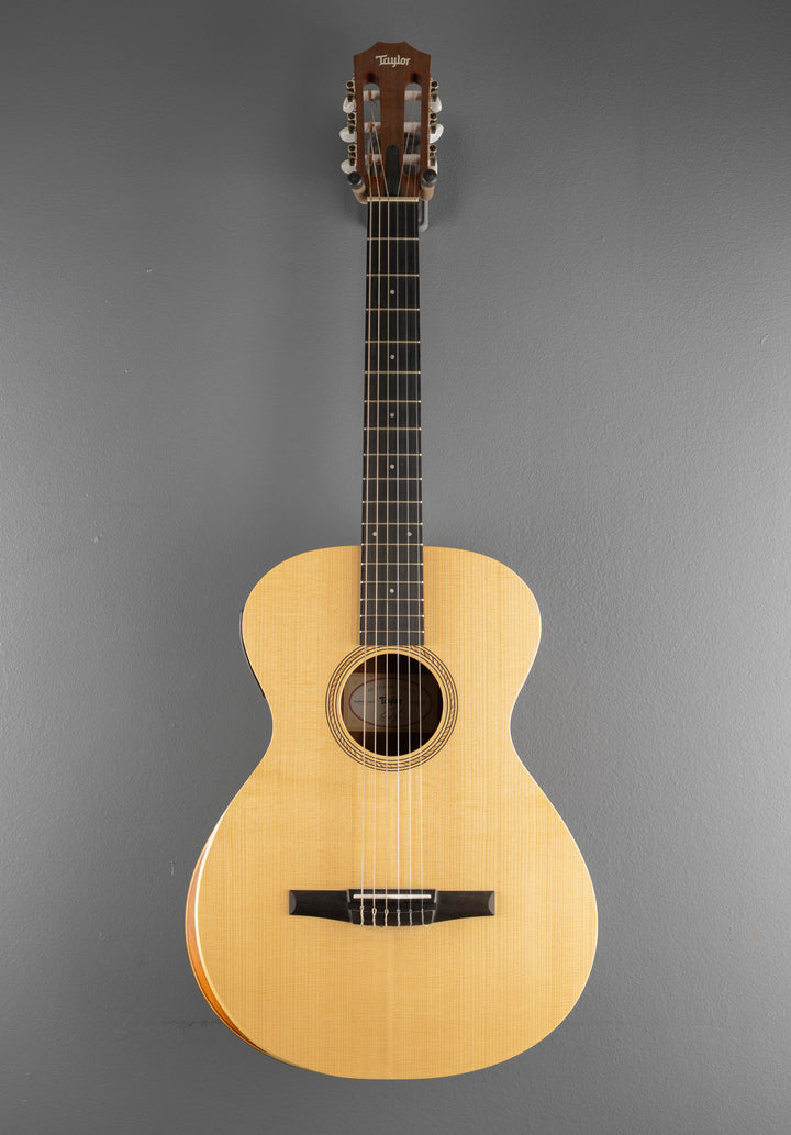 Academy 12E-N