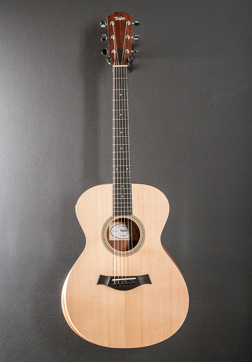 Academy 12E