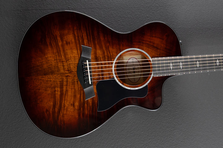 Used 222CE-K DLX &