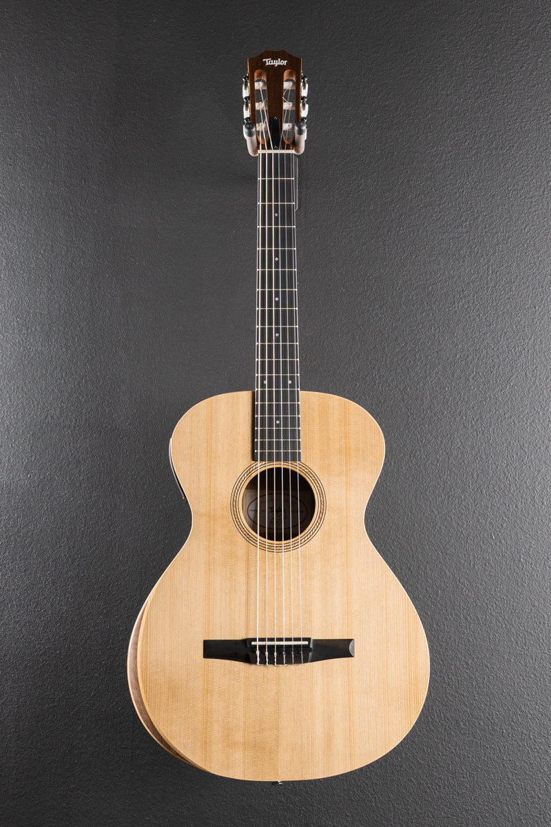 USED Academy 12E-N &