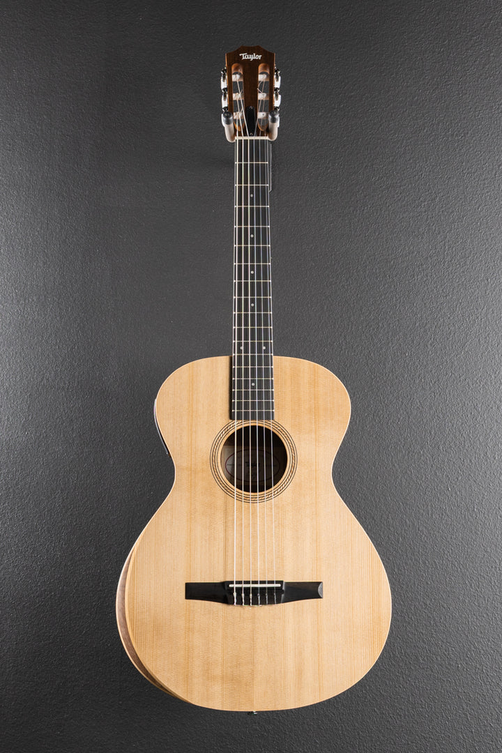 USED Academy 12E-N &