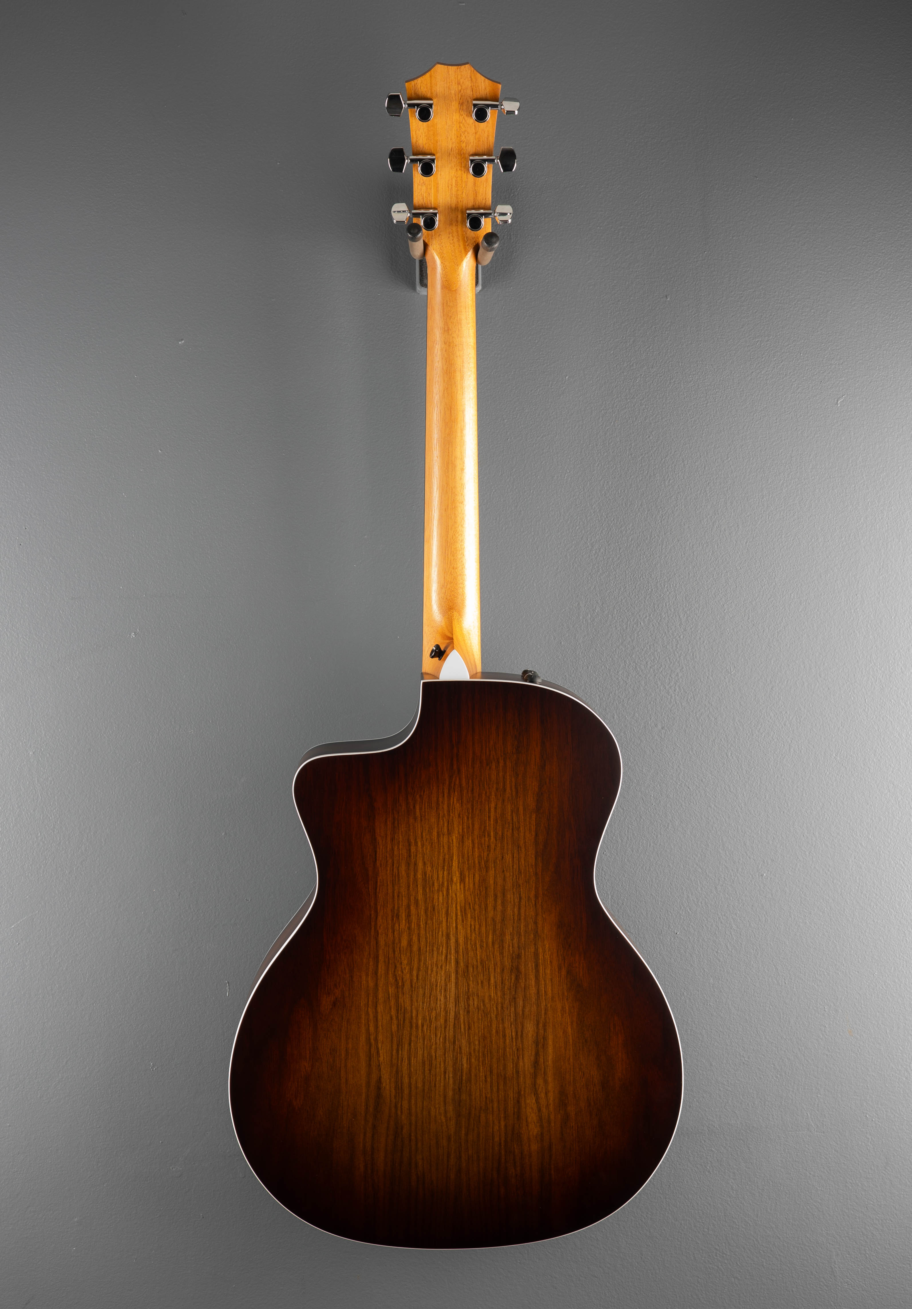 214CE Sunburst, '25 – Dave's Guitar Shop