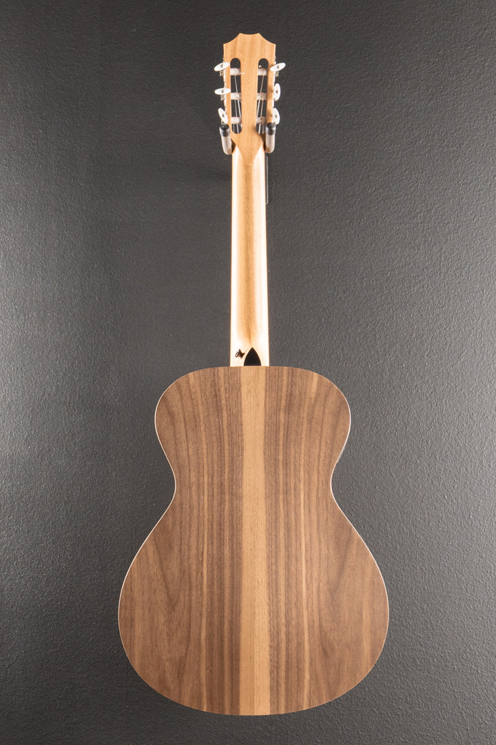 USED Academy 12E-N &