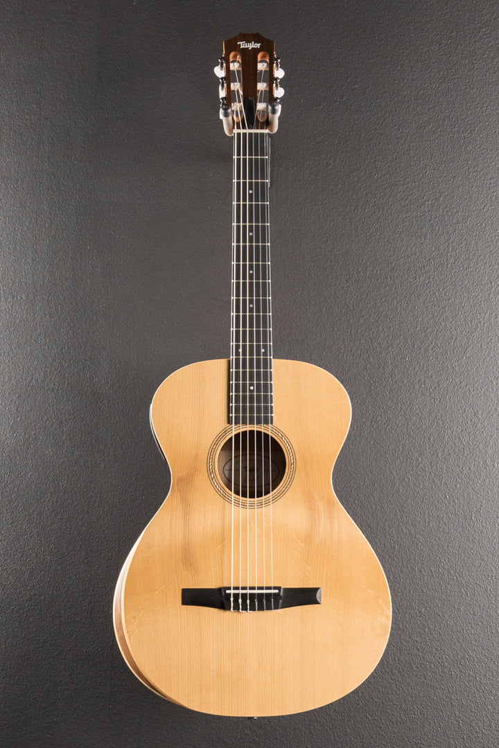USED Academy 12E-N &