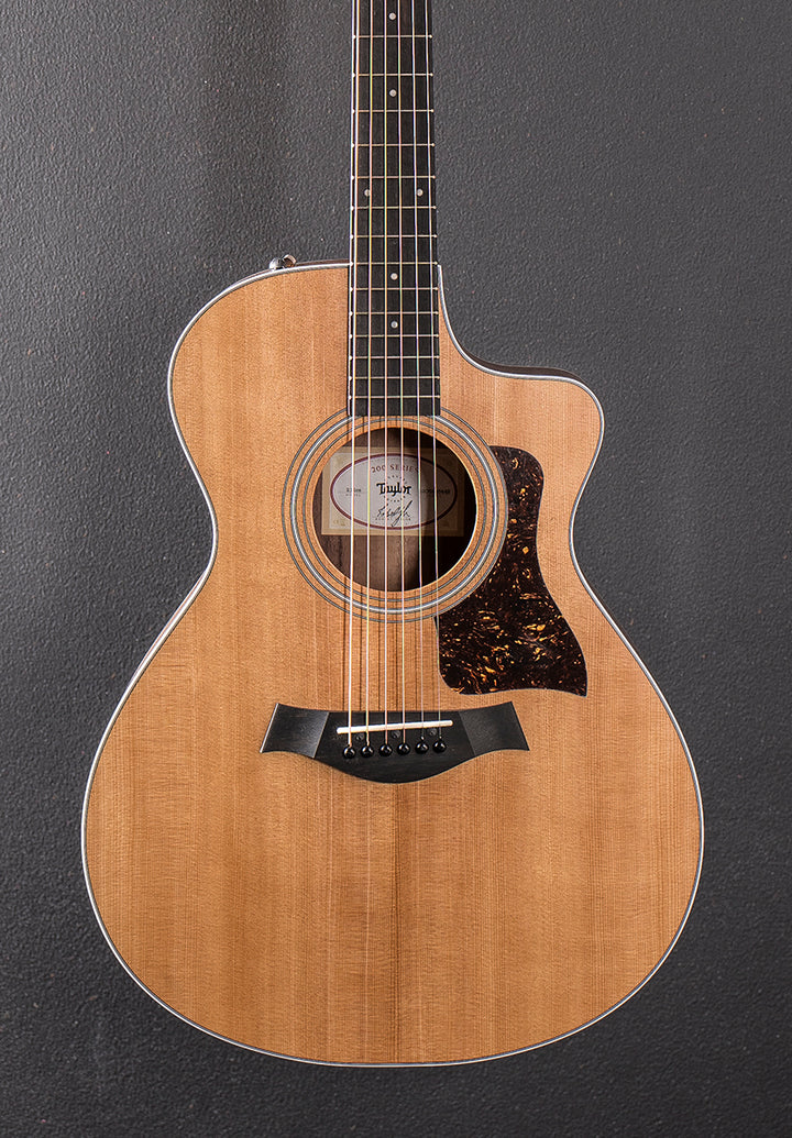 Used 212CE Walnut &