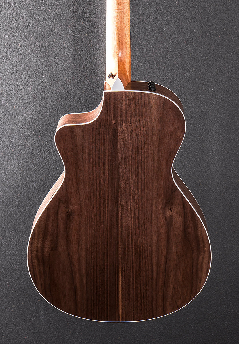 Used 212CE Walnut &